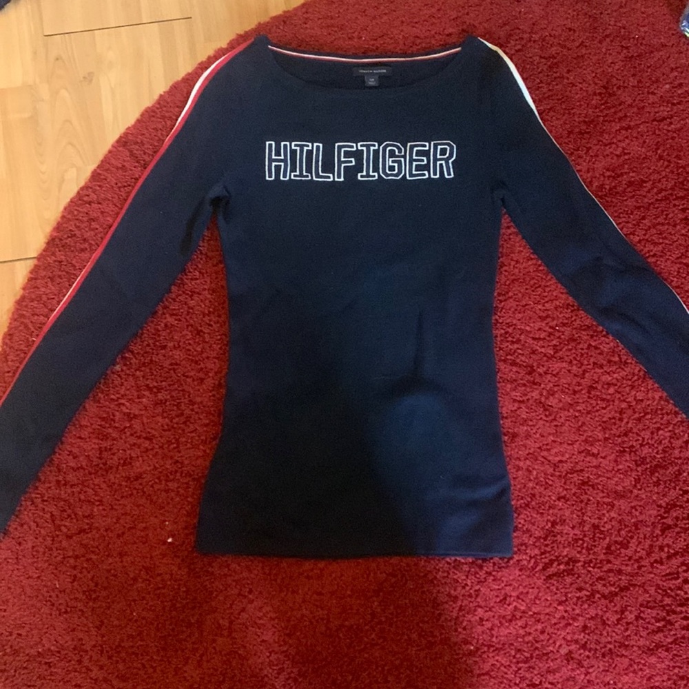 TOMMY HILFIGER LONG SLEEVE SWEATER